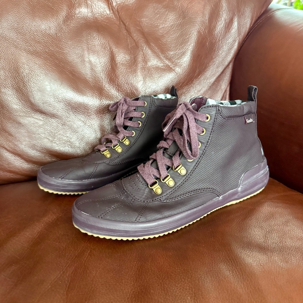 Keds High-Top Sneakers in Women’s Size 9 New w/o Tags